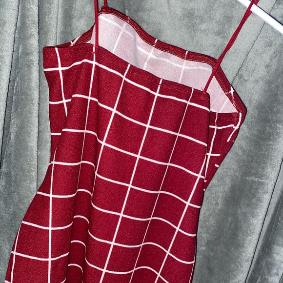 Holiday Bodycon Dress - Picture 5 of 5